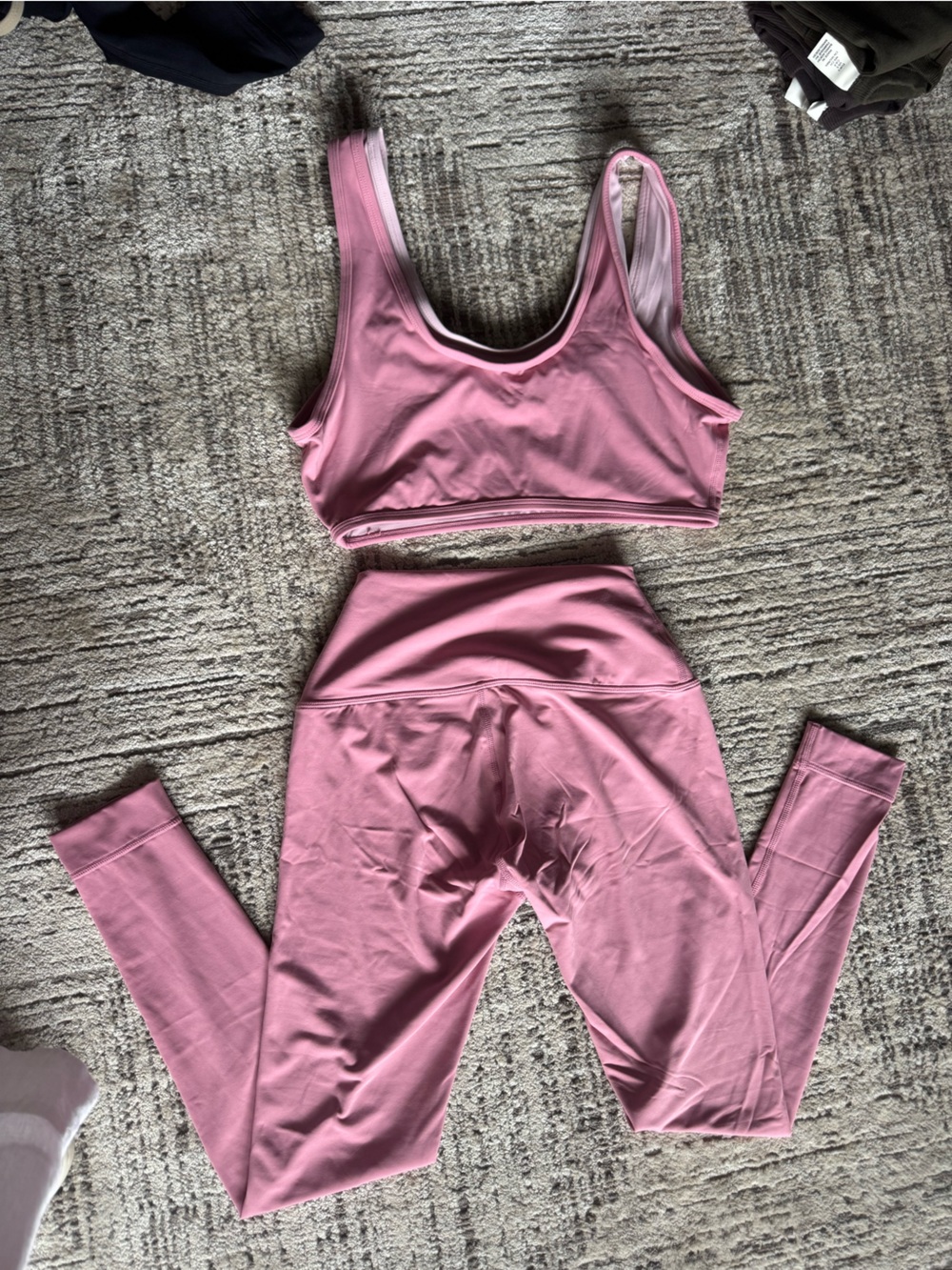 SET Active Pink Breast Cancer Awareness Set - Picture 7 of 7